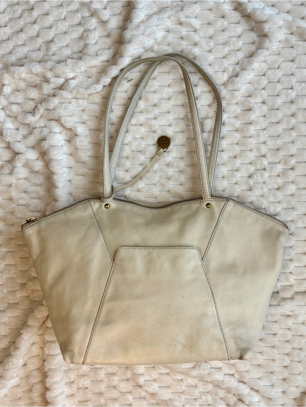 Hobo International Cream Ivory Pebbled Leather Large Tote Gold Hardware